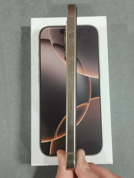 Iphone 16 Pro com Garantia