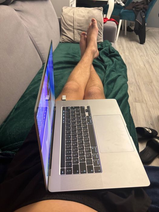 MacBook pro16 2019