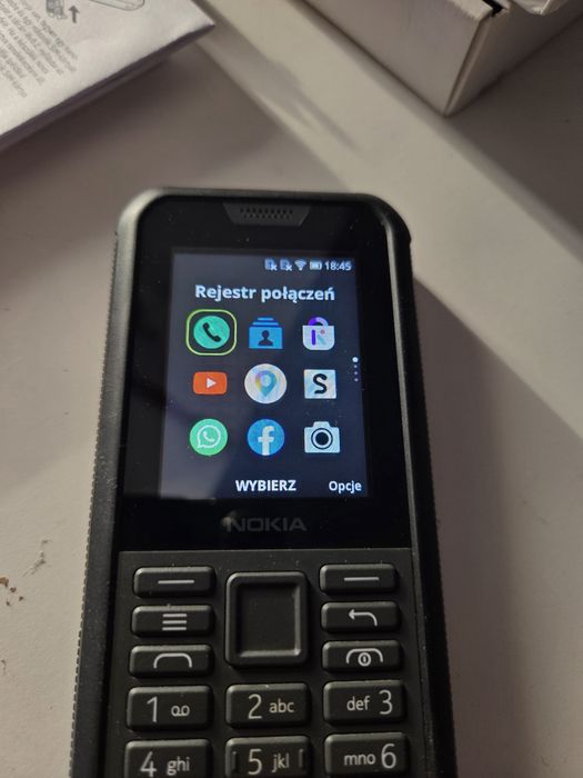 Pancerny telefon Nokia 800 tough