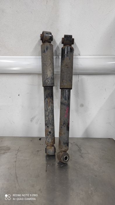 Opel Vectra C sedan amortyzatory tył