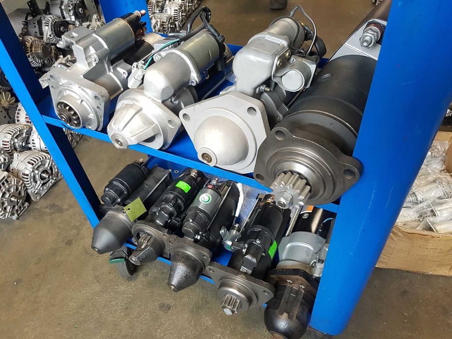 Rozrusznik komatsu hanomag cav jcb ifa cummins liebherr alternator