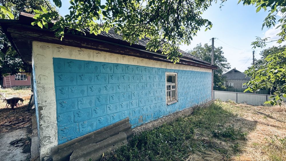 Продам будинок з  ділянкою