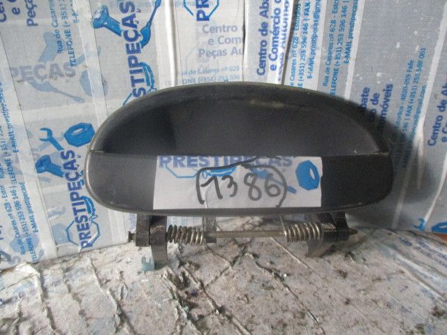 Puxador porta trás esquerdo DAEWOO Nubira (J100)