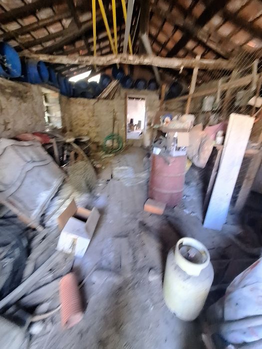 Casa de ruina con terreno