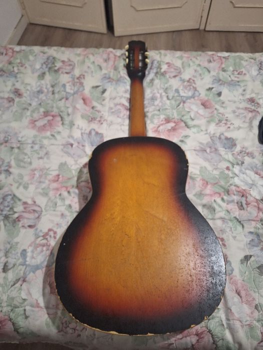Viola em bom estado