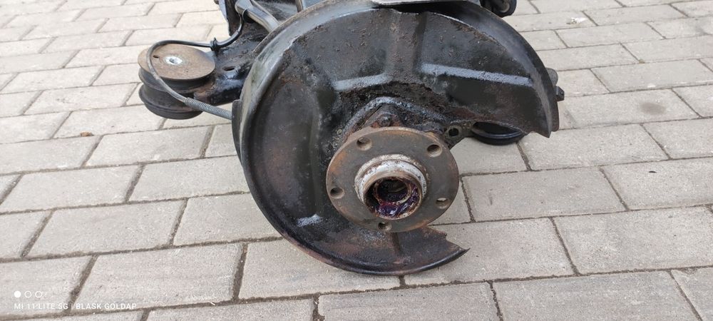 Belka Tył z Audi A6 S6 4.2 Q 300 KM 99 Buda Szeroka Blask Gołdap