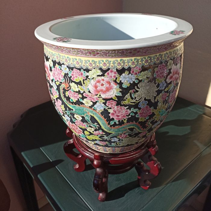 Cachepot Aquário oriental com suporte em madeira
