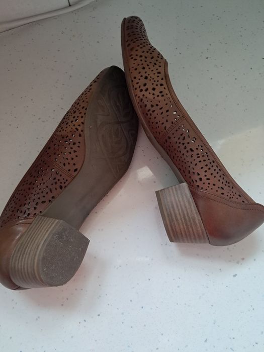 Buty skórzane rozm 40