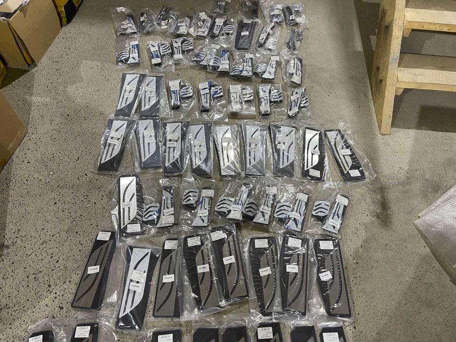 накладки на педали bmw Под левую ногу на газ тормоз бмв педаль