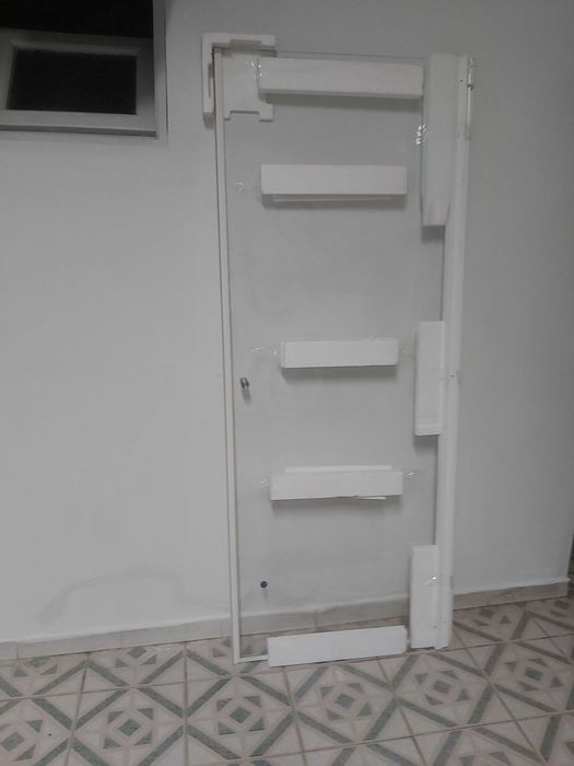 Porta em vidro para base de chuveiro