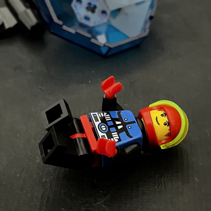 6835 LEGO Kosmiczny pojazd patrolowy
