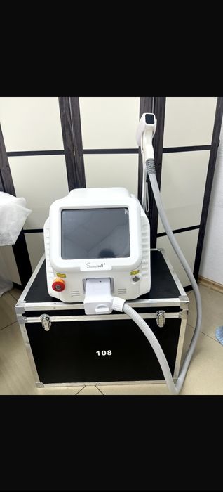 Лазерный апарат для эпиляции.