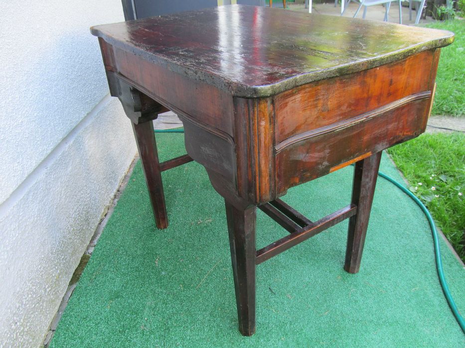 Stare małe biurko damskie, biedermeier ?
