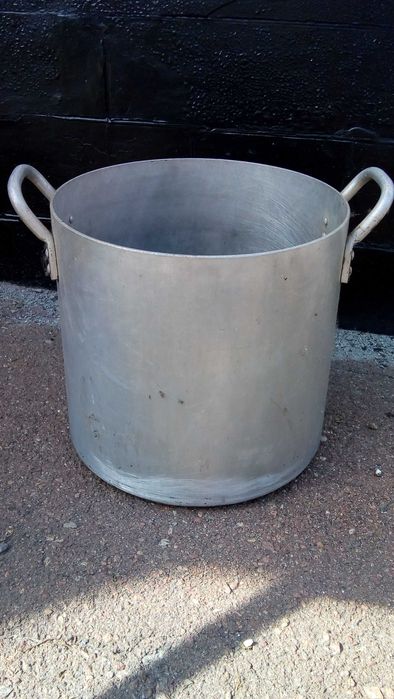 продам каструлі бу алюмінієві