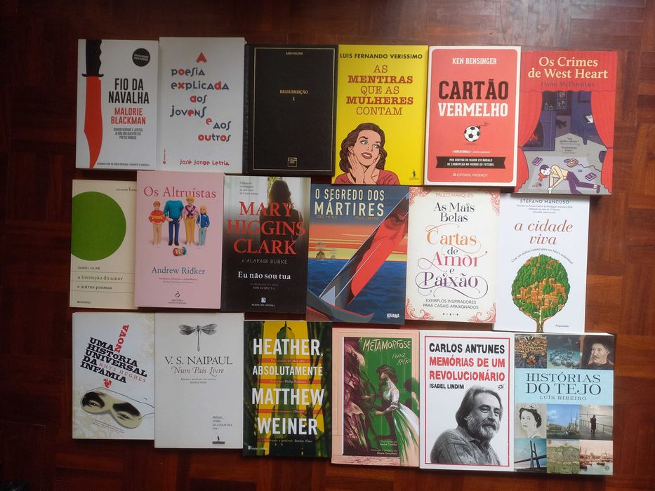 Lote de 180 livros