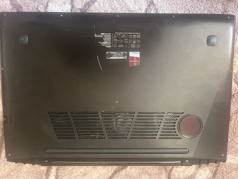Игровой ноутбук Lenovo Y50-70