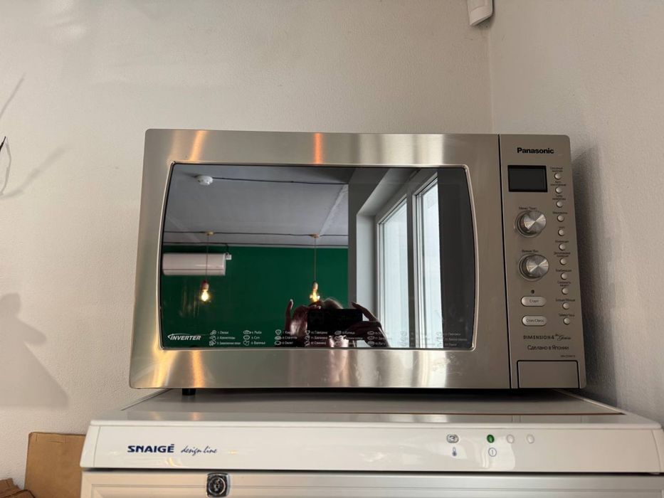 Мікрохвильова піч на запчастини