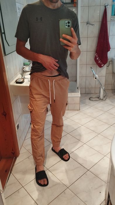 Spodnie joggery brązowe