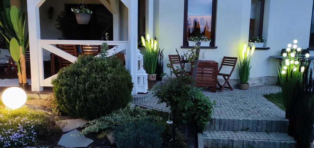 Trawa Pampasowa sztuczna Roślina Dekoracyjna LED świecąca na taras