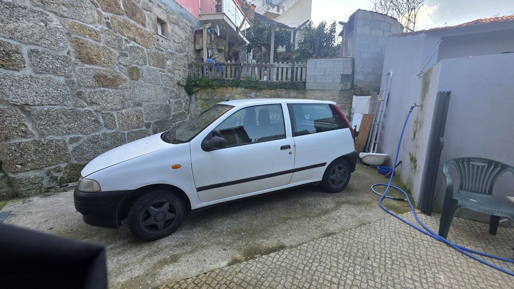 Carro Fiat Punto