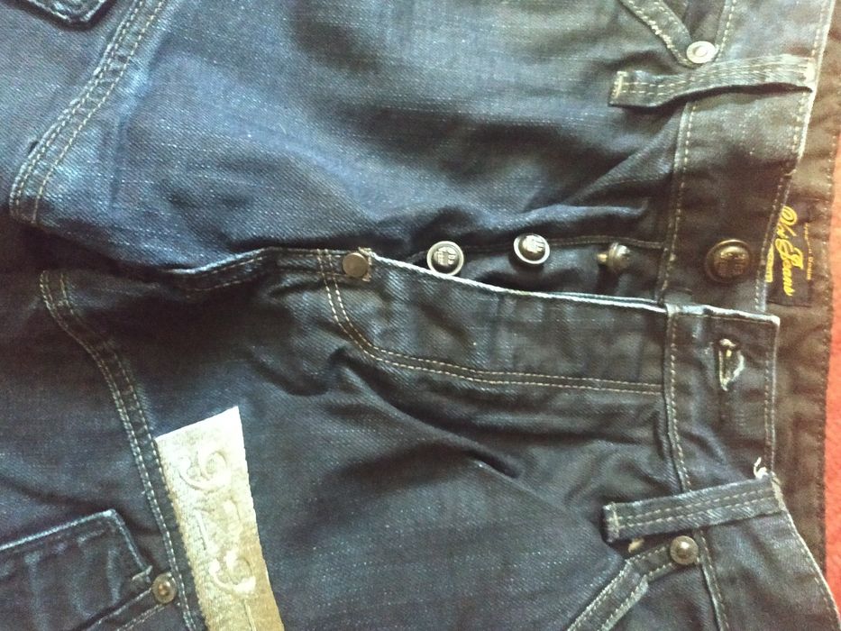 Продам мужские джинсы voi jeans