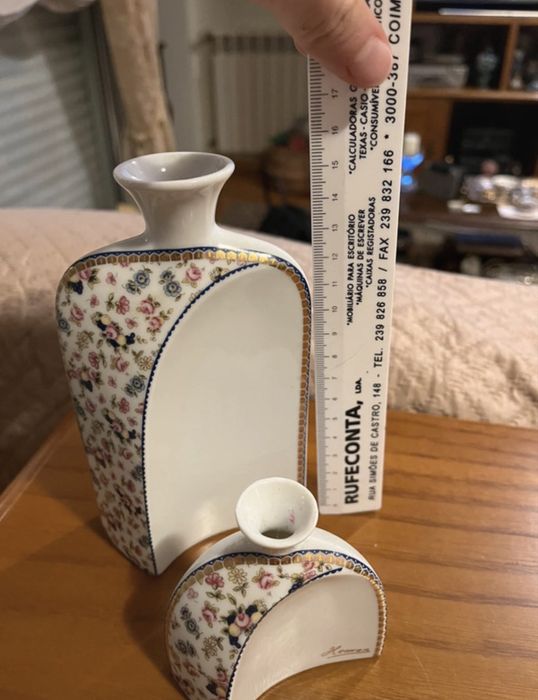 Conjunto 2 jarras royal porcelain assinadas
