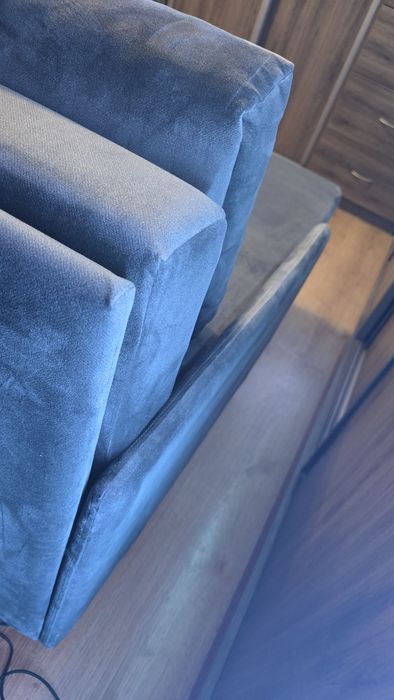 Szary narożnik z funkcją spania (140x200)