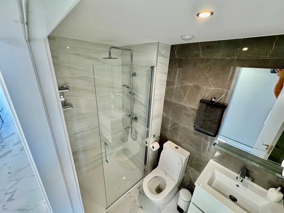 Апартаменти з 2 спальнями · 1-ша лінія моря · Три Басейни · Іспанія