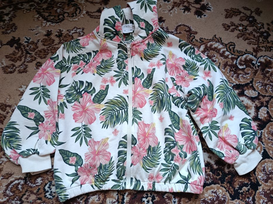 Zara костюмы для девочек