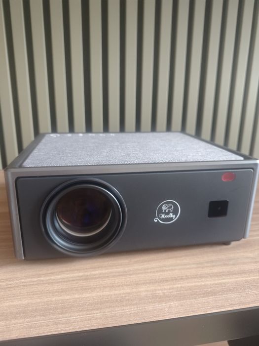 NOWY Projektor Rzutnik  Heelly LED Full HD 1080-android + statyw i ekran projekcyjny