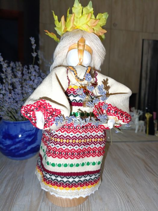 Лялька - мотанка ручної роботи шукає нову домівку