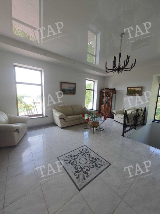 Без % риелтору. Продам 2-х этажный дом с. Артюховка, Змиевской район.