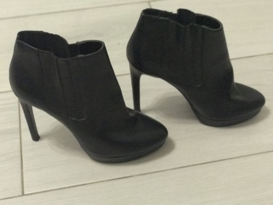 Шикарные ботильоны ,каблук 12 см