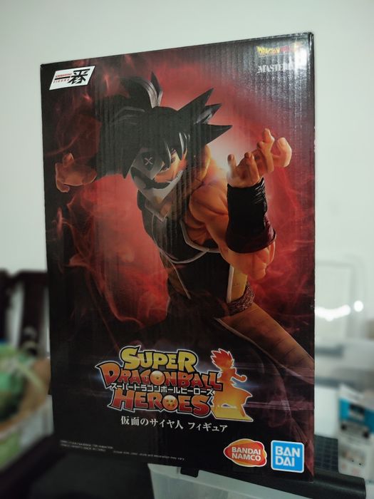 Figura Bardock Black Mask