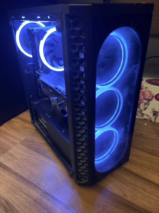 Komputer gamingowy Ryzen 7 5700X3D + RTX 3080 12GB + 32GB RAM