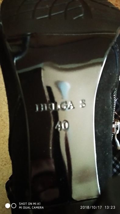 40 розм. Чобіт Helga. Нові. Шикарні