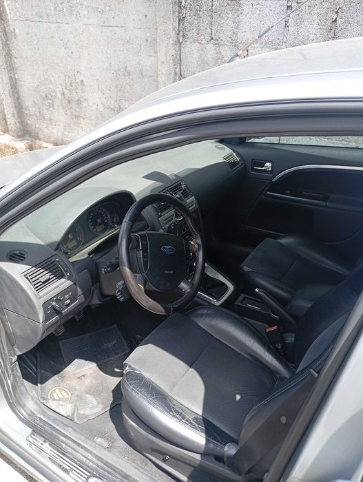 Ford Mondeo 2000514773850302730245