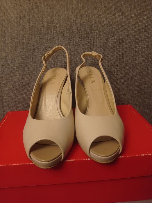 Pantofle, buty, szpilki Sala rozm.36