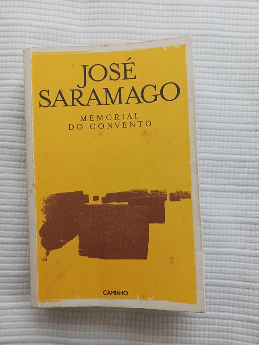 Livro Memorial do Convento, de José Saramago