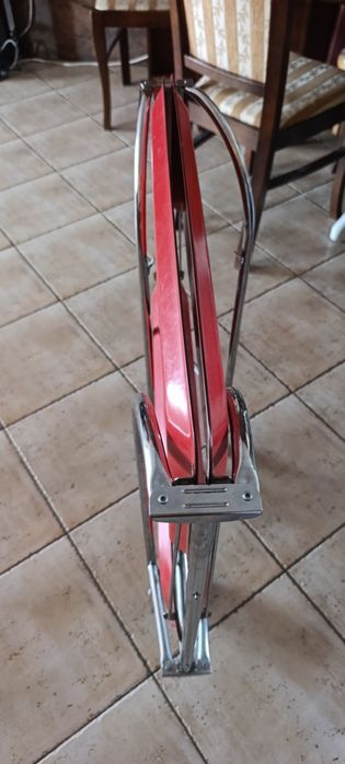 Wózek do przewożenia metalowo plastikowy