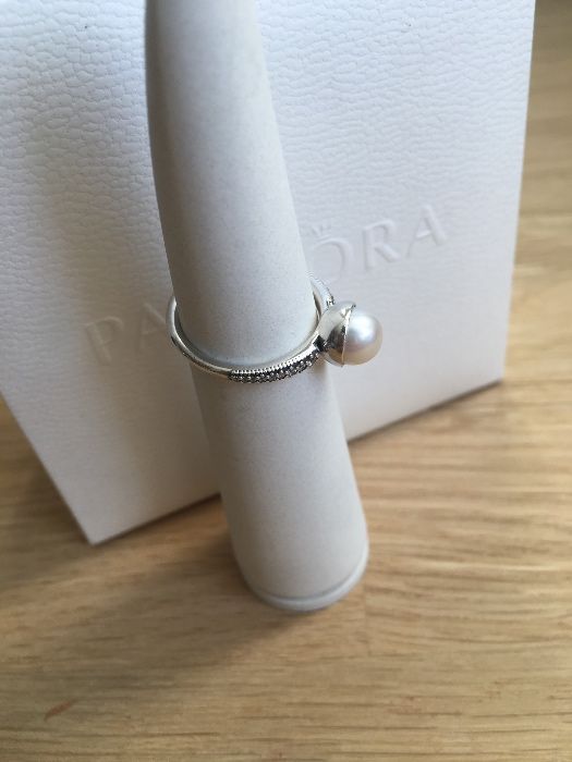 ‼️nowy, oryginalny srebry pierścionek Pandora. Rozmiar 54.