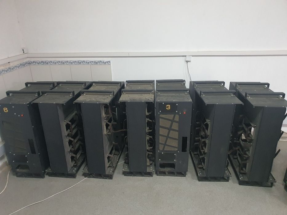 Корпус donnager case на 6 gpu. Корпус для видеокарт