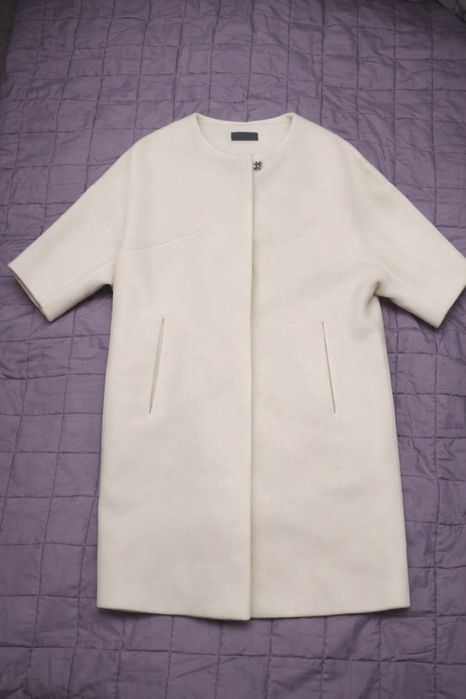 Демісезонне пальто з італійської вовни