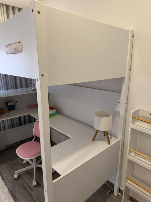 Cama Criança com secretaria