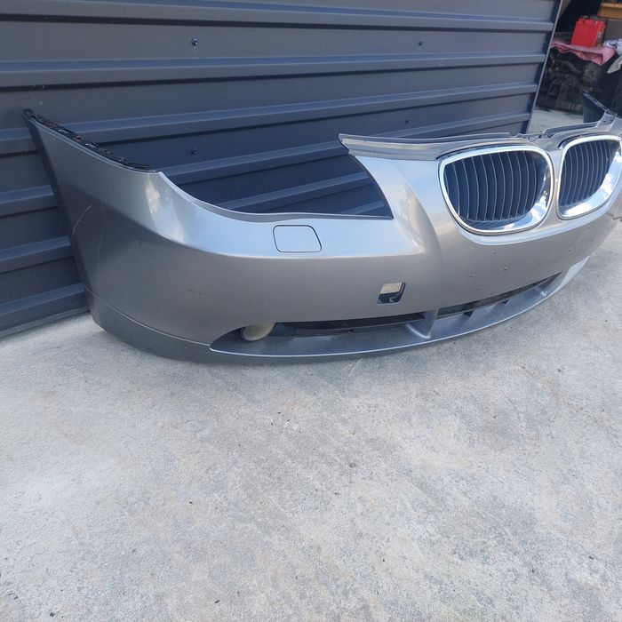 Бампер передній BMW E60 E61.