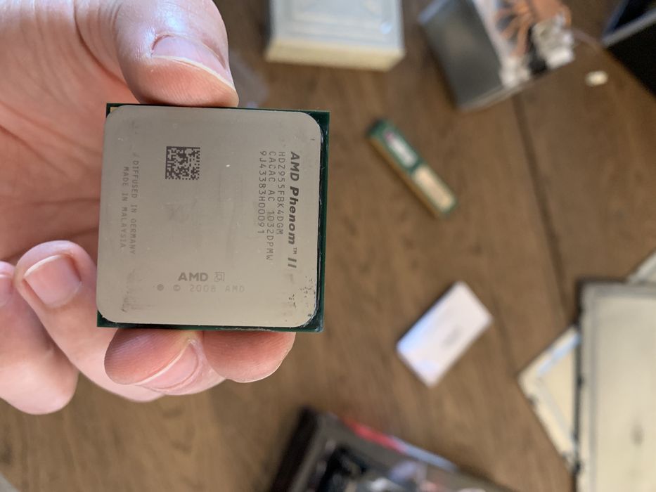 Vendo material informático (detalhe na descrição)