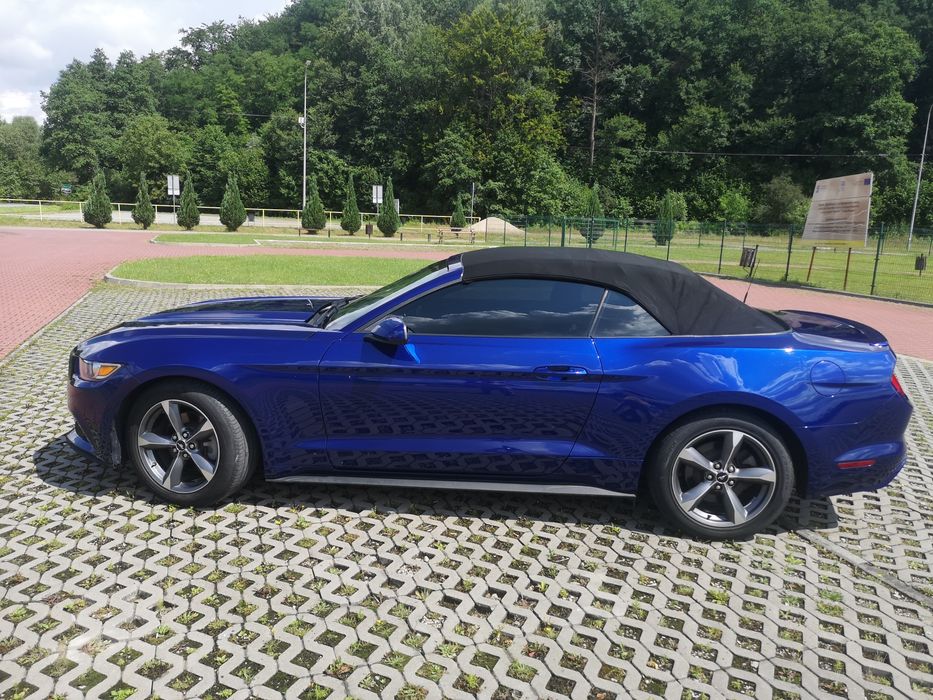 Ford Mustang cabrio 3.7