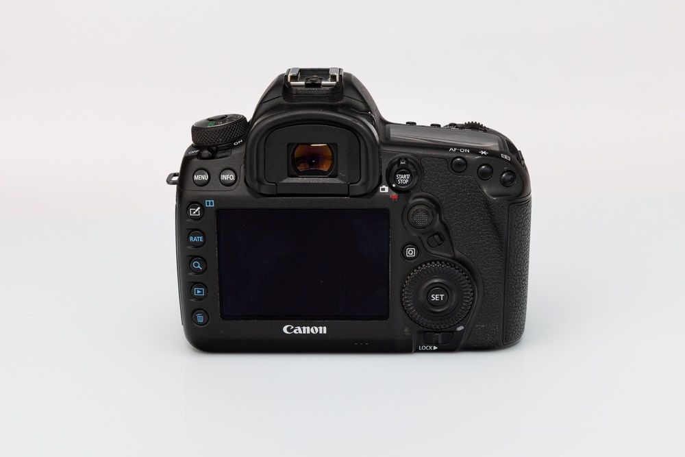 canon 5d mark IV - com 3 baterias e OFERTA de cartão