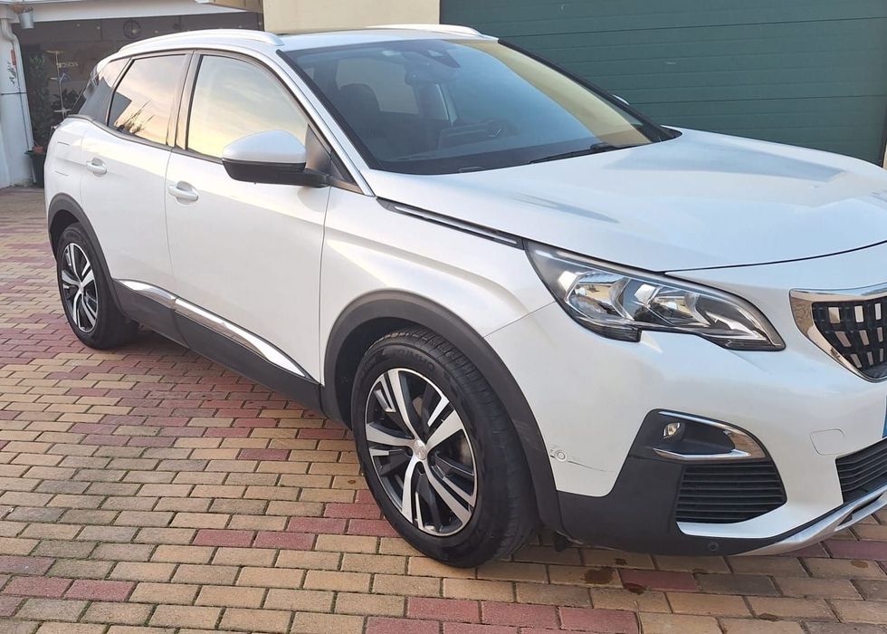 Peugeot 3008 1.5 BlueHDi Allure EAT8