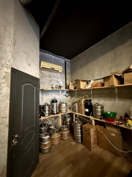 Магазин-Бар крафтового пива BEERLOGA